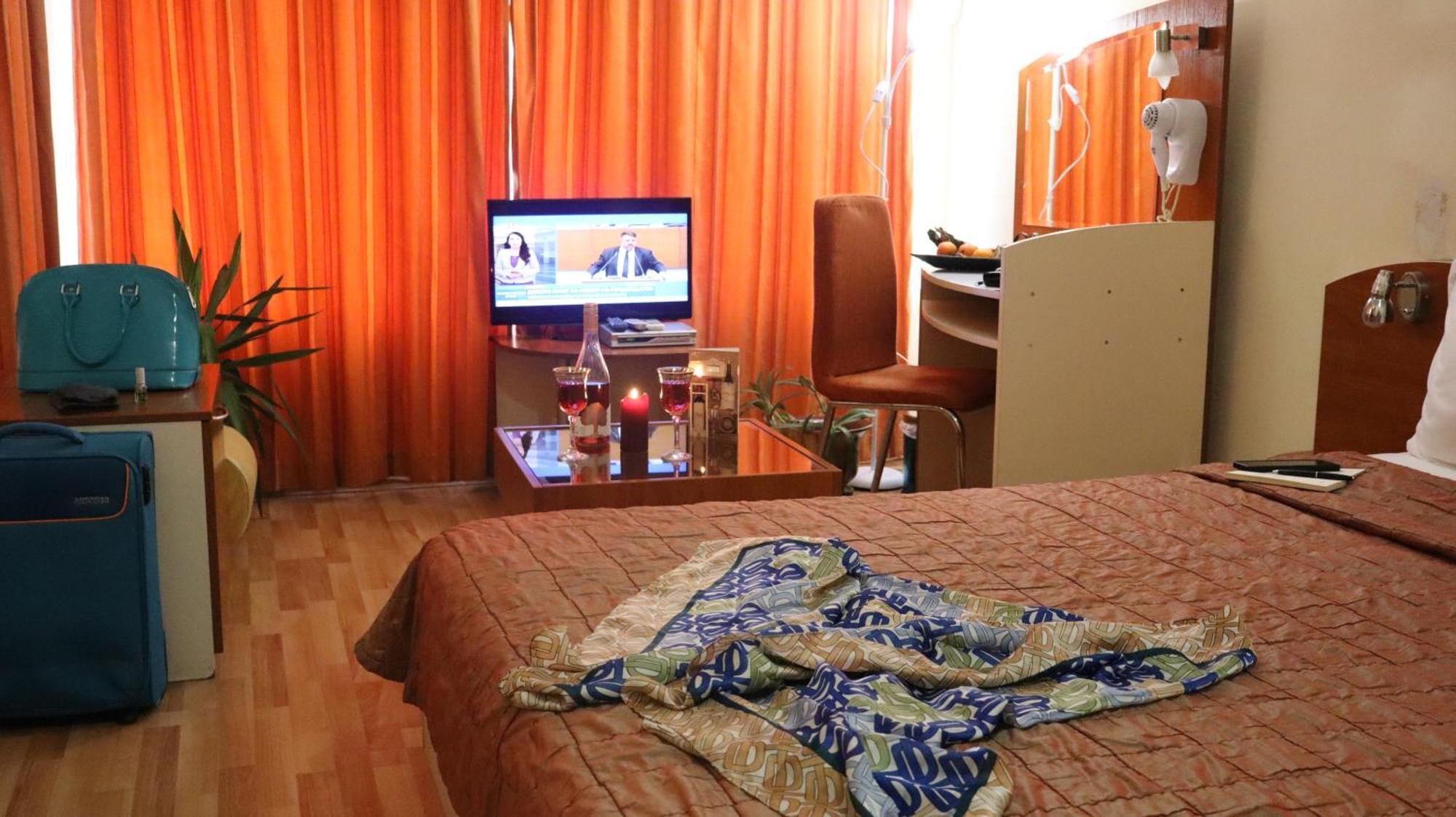 Hotel Palitra Varna Ngoại thất bức ảnh