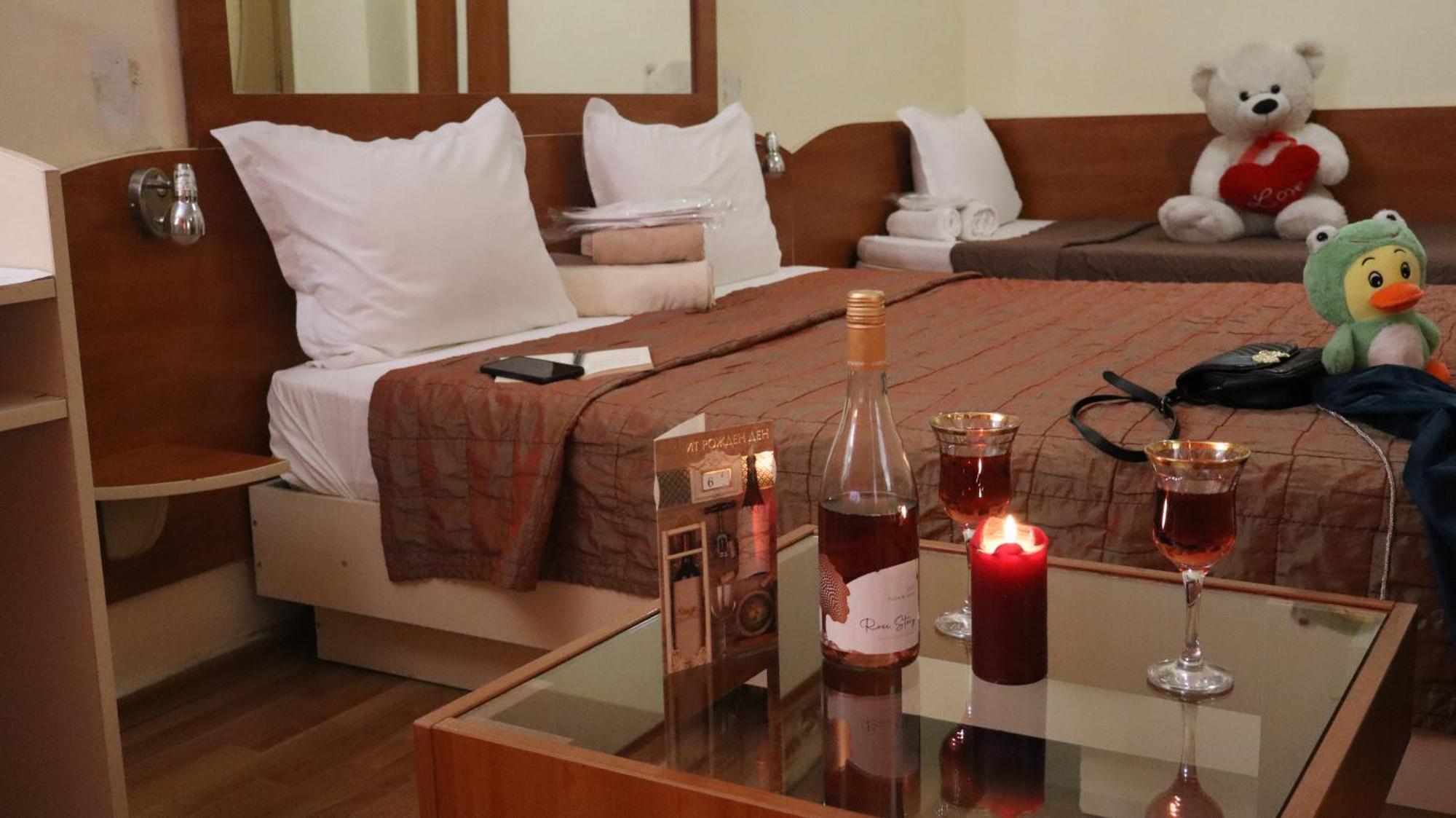 Hotel Palitra Varna Ngoại thất bức ảnh