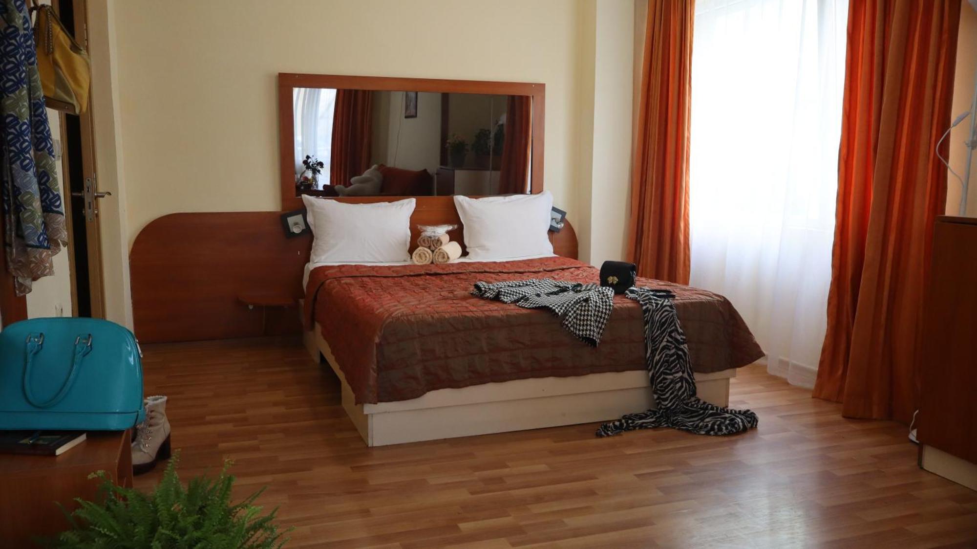 Hotel Palitra Varna Ngoại thất bức ảnh